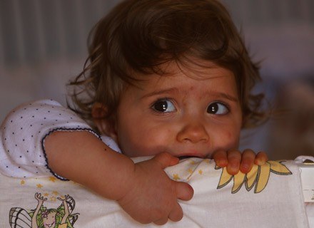 U dzieci nawet najmniejszy niecodzienny sygnał ze strony organizmu może oznaczać początek choroby /ThetaXstock