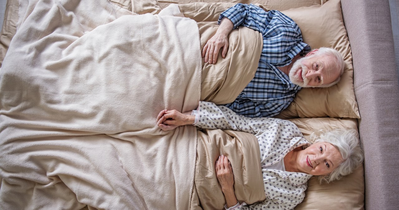 U osób żyjących w małżeństwie często obserwuje się zdrowsze nawyki /123RF/PICSEL