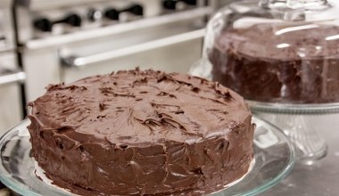 У Польській Народній Республіці він був хітом на кожній вечірці. Назва торта ідеально передає його смак