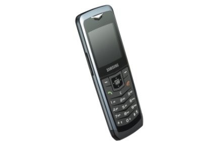 U100 - jeden z nowych, supercienkich telefonów Samsunga /materiały prasowe