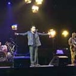 U2: Koniec "Elevation Tour 2001"