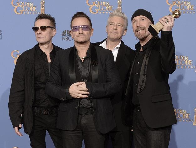 U2 na tegorocznej gali rozdania Złotych Globów (fot. Kevin Winter) /Getty Images/Flash Press Media