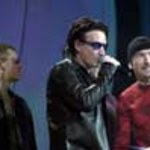 U2 pomaga zbierać pieniądze dla ofiar zamachów