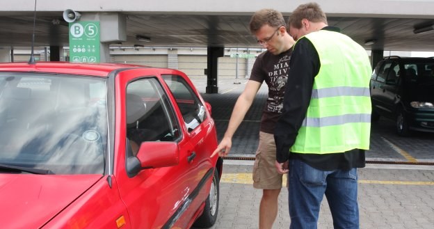 Ubezpieczenie autocasco obejmuje porysowanie samochodu, zarówno w wyniku świadomego, jak i nieświadomego działania osoby trzeciej. /Motor