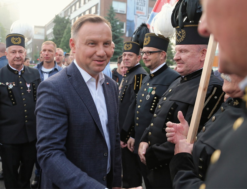 Ubiegający się o reelekcję prezydent RP Andrzej Duda podczas spotkania z górnikami KWK Zofiówka w Jastrzębiu-Zdroju / 	Andrzej Grygiel    /PAP
