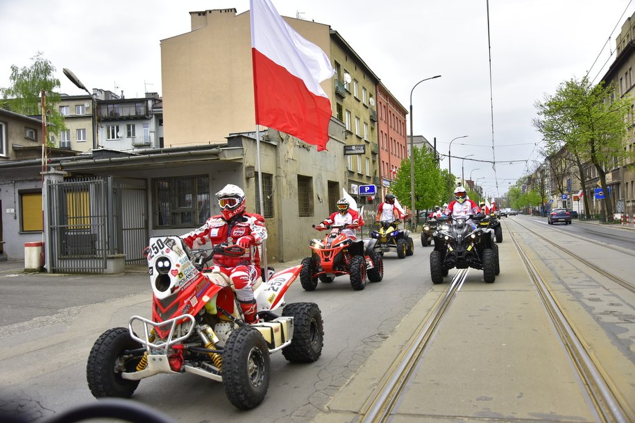 Ubiegłoroczna biało-czerwona sztafeta RMF FM /RMF FM
