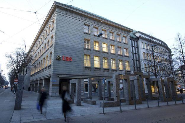 UBS odpowie finansowo za skandal z ustawianiem LIBOR-u /AFP