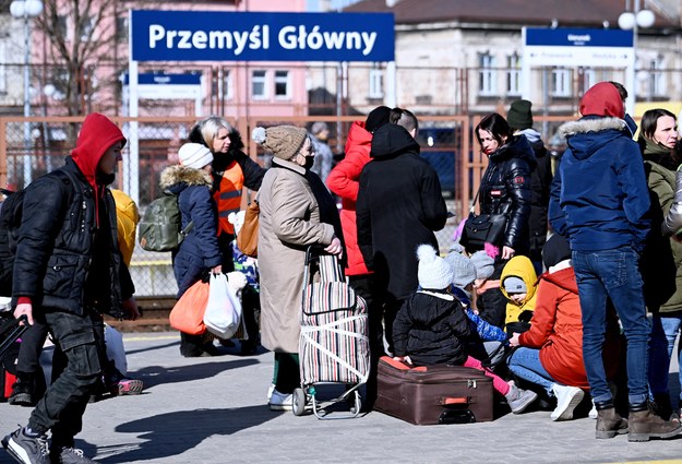 Uchodźcy na dworcu w Przemyślu /Darek Delmanowicz /PAP