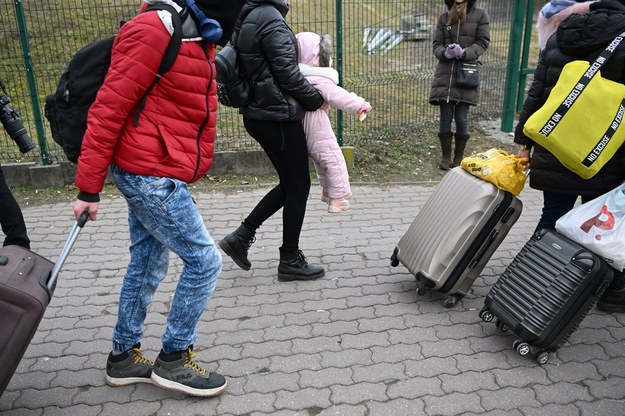 Uchodźcy na polsko-ukraińskim przejściu granicznym w Medyce /Darek Delmanowicz /PAP
