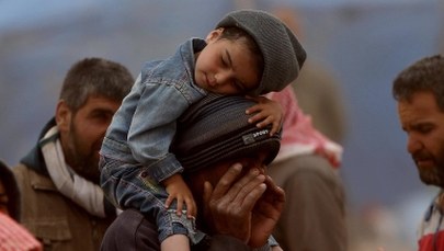 Uchodźcy opuszczają jeden z krajów UE. "To masowe zjawisko"