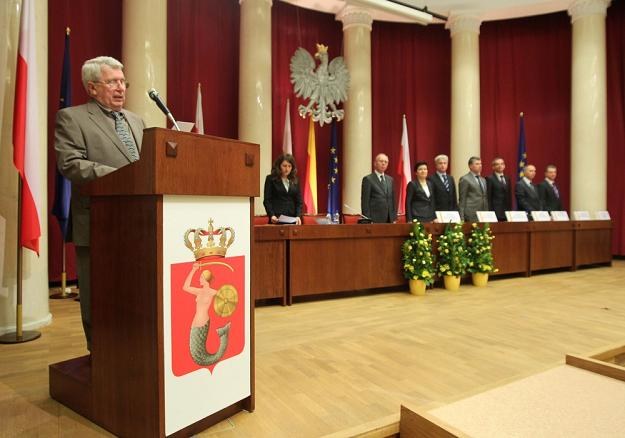 Uchwała Rady Warszawy z grudnia 2011 r. jest częściowo niezgodna z prawem. Fot.  Jacek Waszkiewicz /Reporter