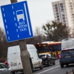 Uchwalono nowe przepisy ws. buspasów. Co i kiedy się zmieni?