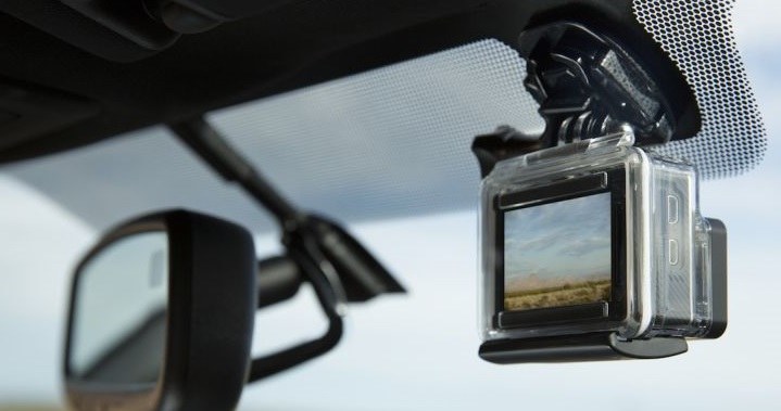 Uchwyt na kamerę GoPro to wyposażenie standardowe /Informacja prasowa