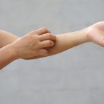 alergia Uciążliwa choroba, której przyczyny trudno ustalić. Co o twoim zdrowiu mówi pokrzywka?