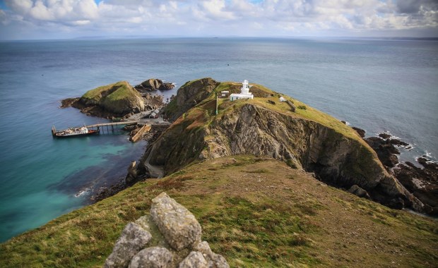 Ucieczka od zgiełku gwarantowana. Tam nie ma aut, a prąd wyłączają o północy