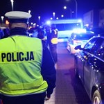Uciekał golfem, potrącił policjanta, taranował radiowozy. Dantejskie sceny w Warszawie