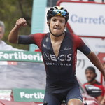 Uciekł peletonowi i wygrał pierwszy raz w karierze etap Vuelta a Espana