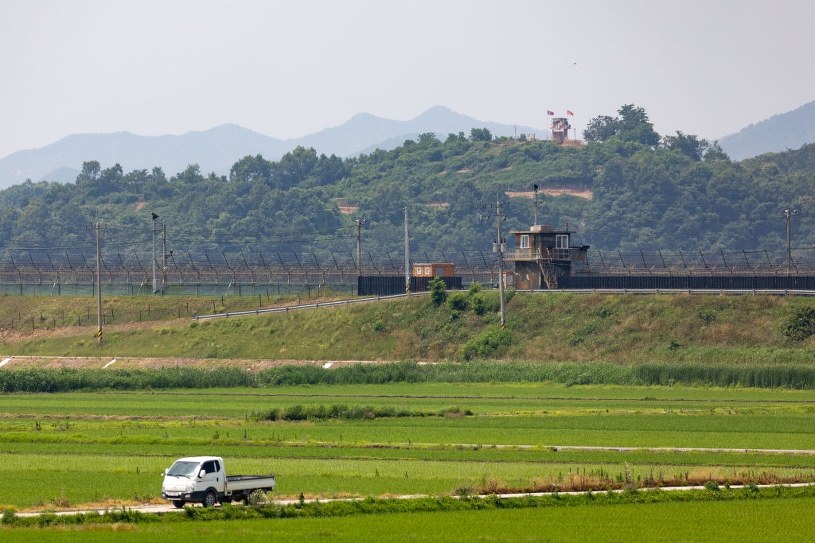 Uciekł z Korei Północnej, próbował wrócić. Zamiast tego trafi do więzienia