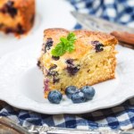 Ucierane ciasto z borówkami jak od babci. Puszyste i delikatne dzięki jednemu składnikowi 