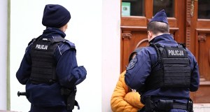 Uczeń z maczetą w szkole. Teraz zajmie się nim sąd