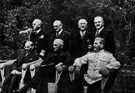 Uczestnicy konferencji w Poczdamie, z przodu: Attlee, Truman, Stalin /Encyklopedia Internautica
