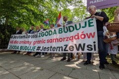 Uczestnicy manifestacji pod hasłem "Jestem ze wsi"
