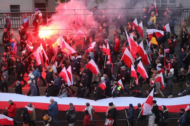 Uczestnicy Marszu Niepodległości (11.11.2023) /Paweł Supernak /PAP