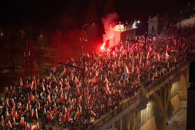 Uczestnicy Marszu Niepodległości w Warszawie /Paweł Supernak /PAP