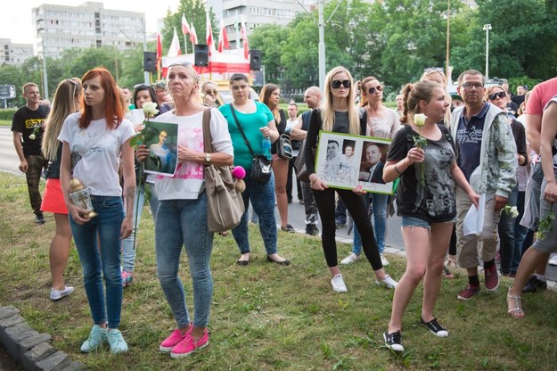 Uczestnicy protestu zorganizowanego w 2016 roku po śmierci Igora Stachowiaka /PAP/Maciej Kulczyński  /PAP