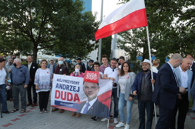 Uczestnicy spotkania z prezydentem Andrzejem Dudą w Kole /Roman Zawistowski /PAP