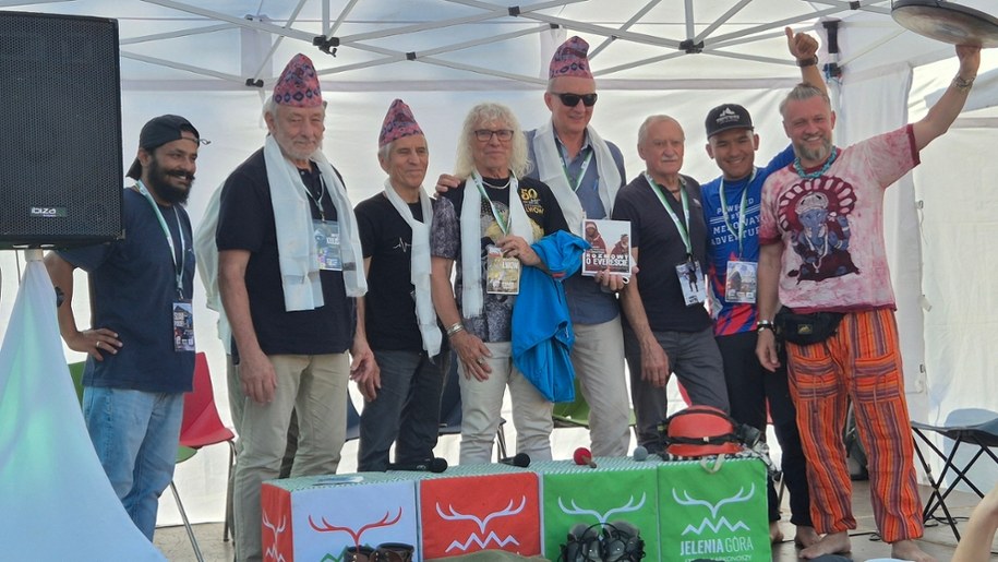 Uczestnicy wyprawy na Mount Everest w 1980 r. /Krzysztof Nepelski