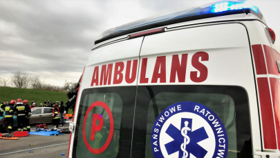 Uderzył autem w grupę rowerzystów i w pieszych. Kierowca z Rzezawy trafi do aresztu