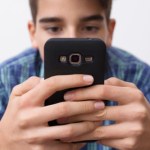 Udowodnij, że masz 18 lat. Australia stawia nowy mur w internecie