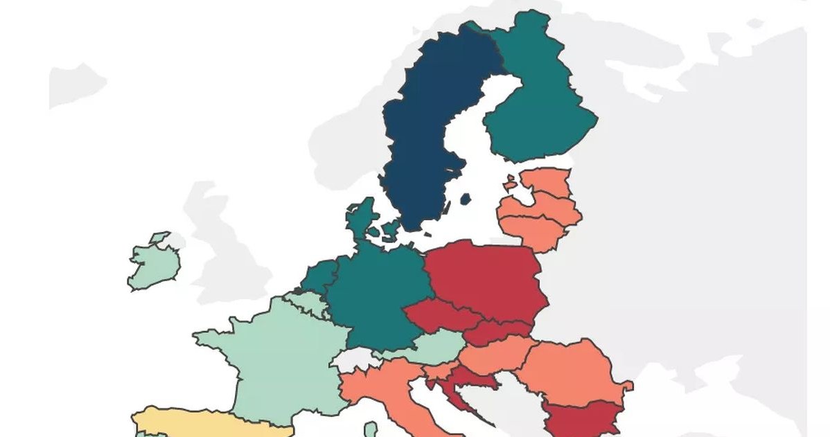 Udział pojazdów elektrycznych (hybrydy phev, plug-in, auta bateryjne) w ogóle rejestracji nowych aut w poszczególnych krajach UE w 2022 roku /