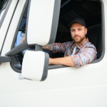 UE bije na alarm, brakuje specjalistów. Niepokojąca sytuacja w wielu sektorach