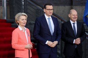 UE jako superpaństwo? USA, Chiny, Rosja prowokują pytania o federalizację
