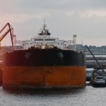 rosyjska ropa UE rozważa zamrożenie limitu cenowego na rosyjską ropę