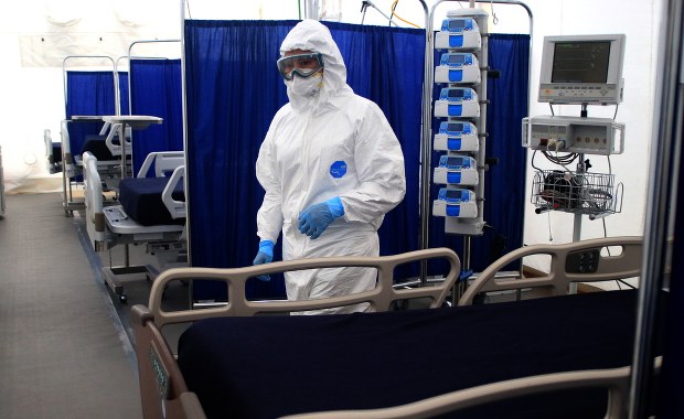 UE uruchamia mechanizm strategicznych zapasów środków medycznych