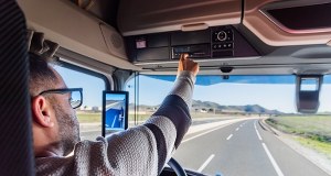 UE wprowadza kolejny obowiązek dla kierowców. Montaż konieczny