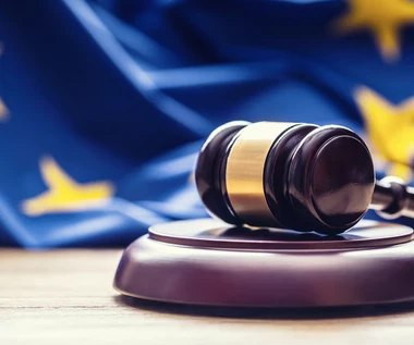 UE wprowadza sankcje na rosyjską ropę. "Zainteresowani nadal będą ją kupować"