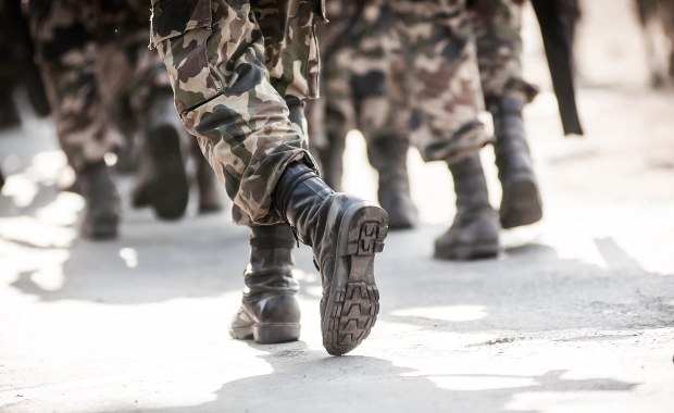 UE wprowadzi obowiązkowy pobór do wojska? Borrell dementuje słowa szefa MSZ Węgier