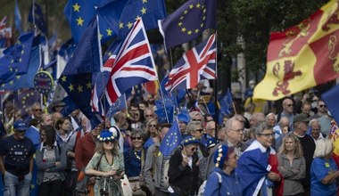 UE zaskoczyła swoją propozycją. Praca na Wyspach jak przed brexitem?