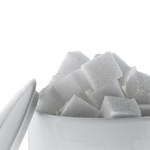 UE zatwierdza import 64 364 ton cukru