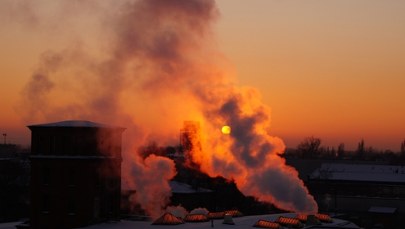 UE zatwierdziła nowe limity CO2 dla przemysłu. Polska głosowała przeciw