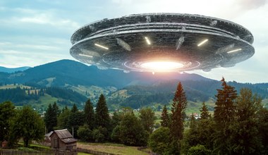UFO lata nad papieżem? Kosmiczne spotkanie w PRL-u było prowokacją?