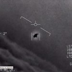 UFO na nagraniach Pentagonu. Amerykanie publikują filmiki pilotów Marynarki Wojennej USA