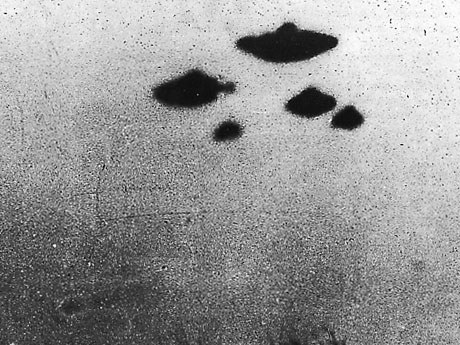 Ufo nad angielską miejscowością Sheffield - zdjęcie z 4 marca 1962 r. &nbsp; /Fot. CIA