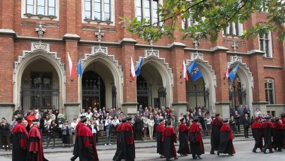 UJ znów triumfuje. Który kierunek najbardziej oblegany?