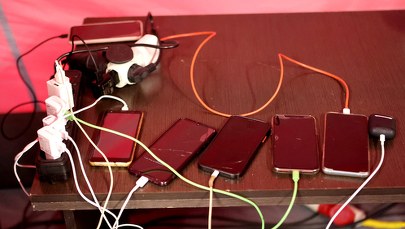 Ujawniamy korespondencję europosła PiS z szefem komisji ds. Pegasusa 