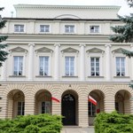 Ujawnili zarobki i premie prezesów podległych Ministerstwu Zdrowia. Rekordzista zgarnął 80 tys. zł